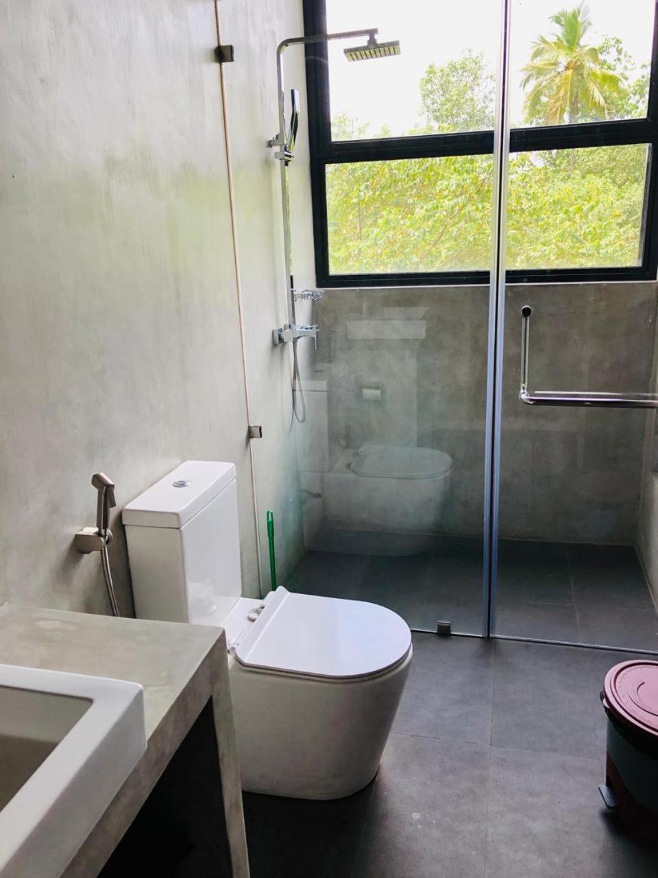 White Moon Resort Gampaha Dış mekan fotoğraf