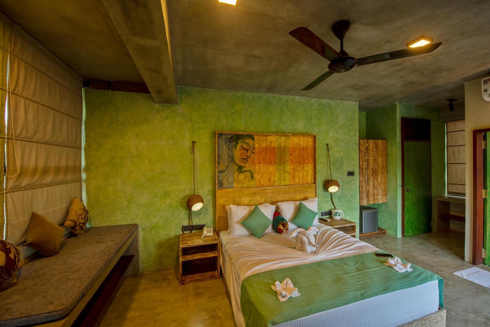 White Moon Resort Gampaha Dış mekan fotoğraf