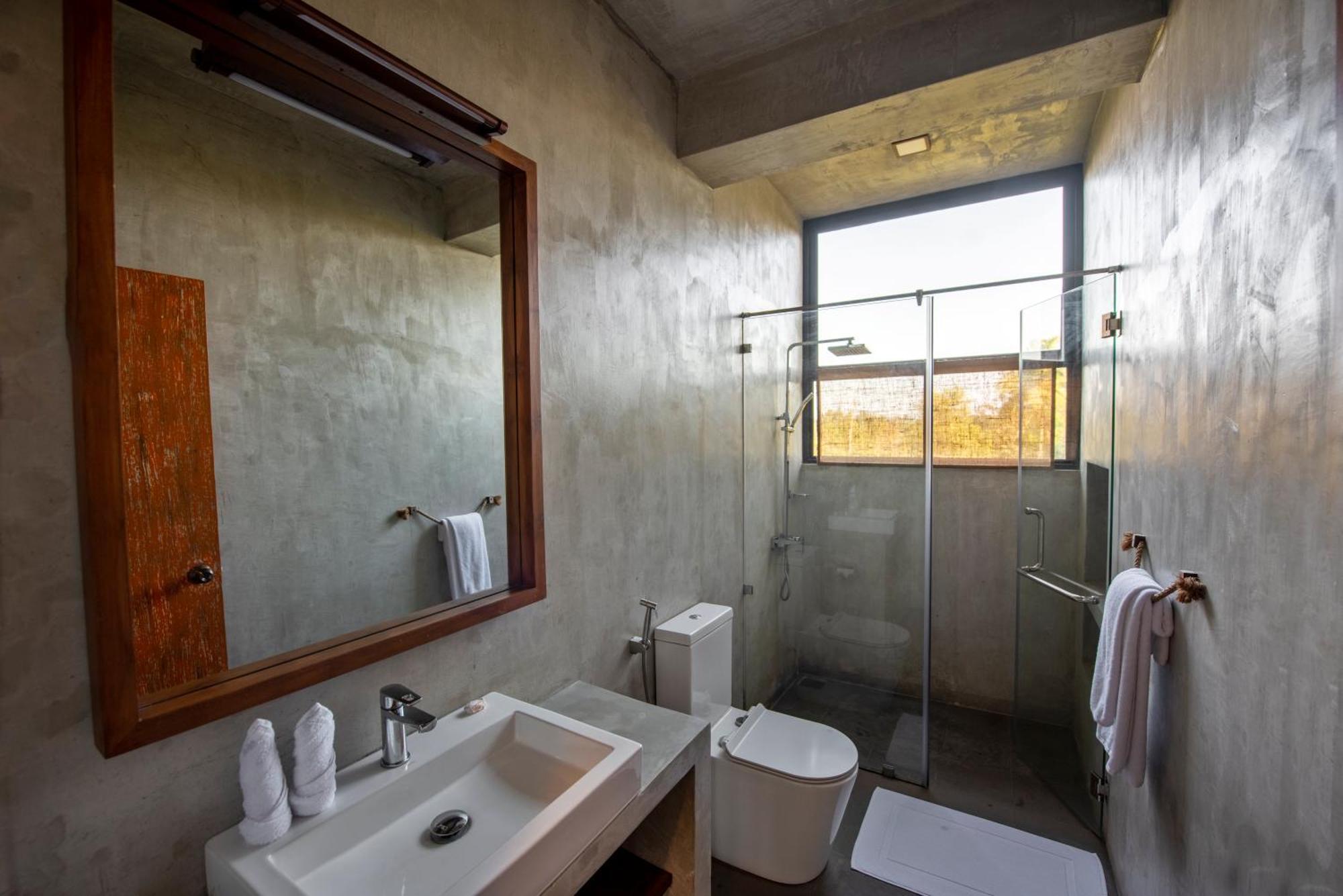 White Moon Resort Gampaha Dış mekan fotoğraf